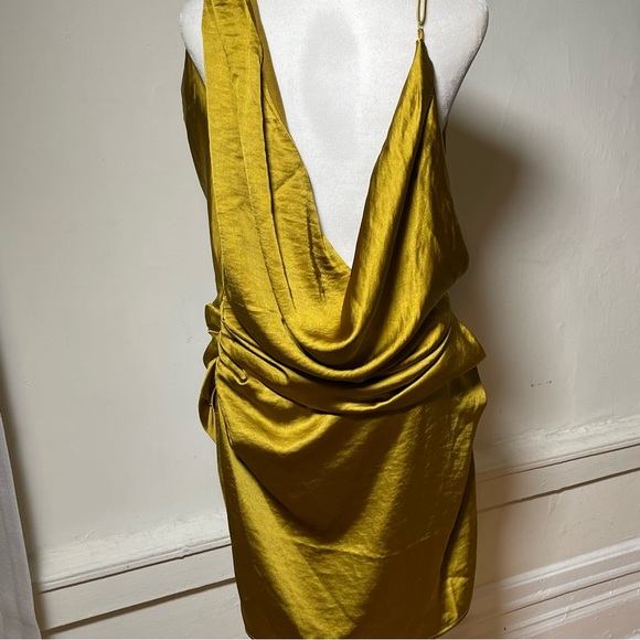 PRETTY LITTLE THING x Naomi Campbell Extreme Cowl Bodycon Dress - Picture 10 of 10